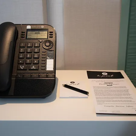 Be Poet Baixa Отель Лиссабон