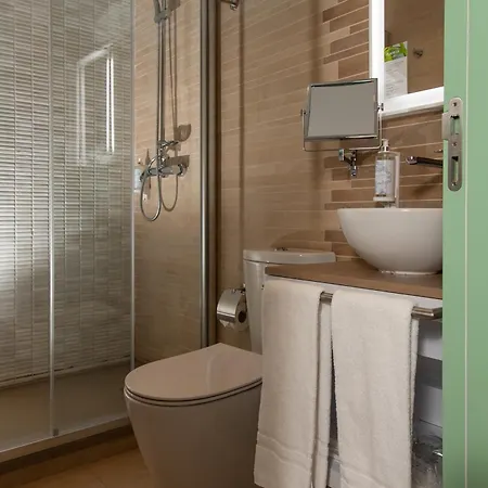 Отель Be Poet Baixa