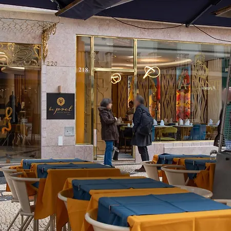 Be Poet Baixa Hotel 3*