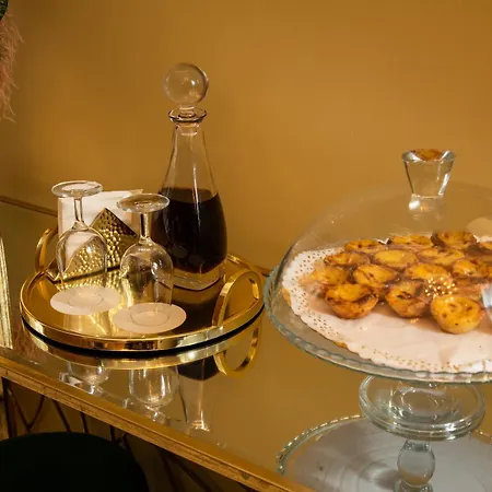 Be Poet Baixa Отель 3*