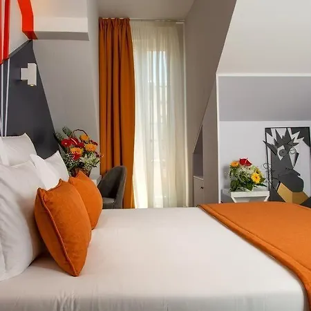 Be Poet Baixa Отель