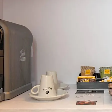 Be Poet Baixa Лісабон